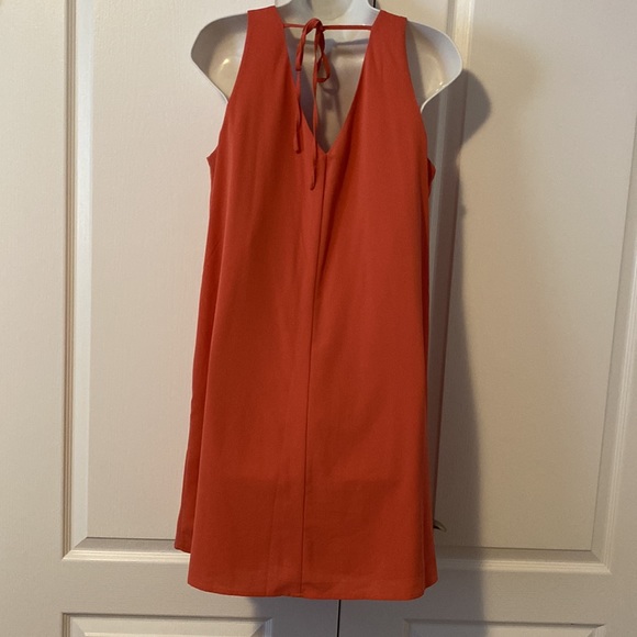 Suzy Sheir Coral colour dress size M - Picture 2 of 5